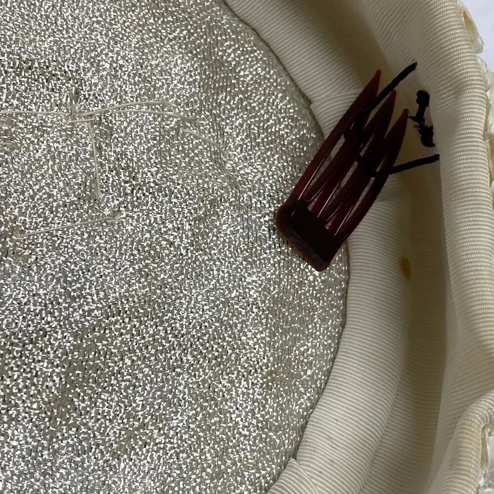 Vintage Gertrude California Womens Ivory Bow Pillbox Fascinator Hat